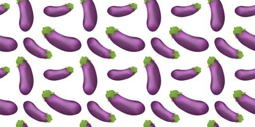 为什么成人情趣用品都倾向于涂成紫色？虽然没有确凿的科学证据表明紫色能增强性欲，但色彩心理学将其与感官享受联系起来：红色代表激情，蓝色代表平静，两者结合便能营造出神秘、暧昧和奢华的氛围