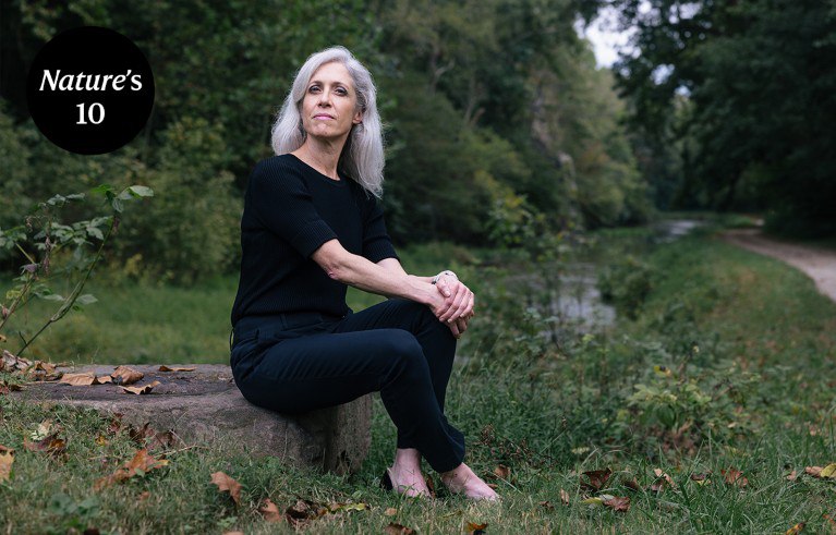 为坚守科学真理被解职：美国CDC前主任莫纳雷斯的故事美国疾控中心(CDC)前主任苏珊·莫纳雷斯因坚持科学诚信原则被解职，这一事件引发了广泛关注